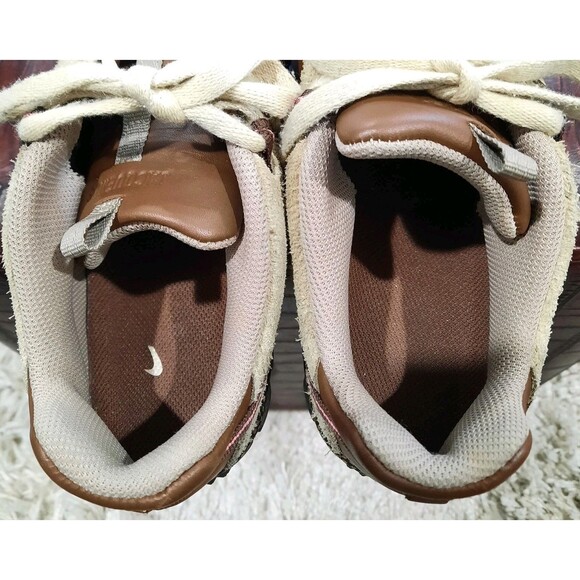 Size 7   NIKE x JACQUEMUS Air Humara LX "Ale Brown Gold" Wmns Sneaker DR0420-200 - Picture 9 of 11